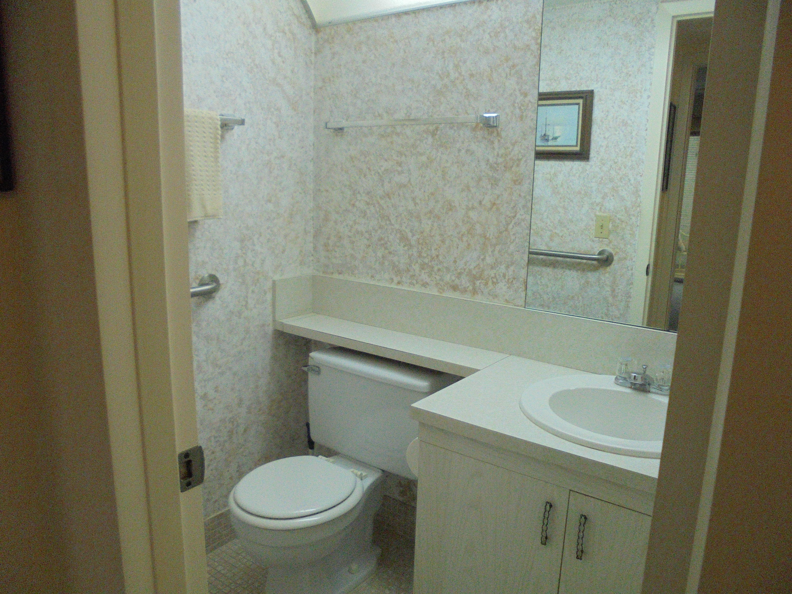 3026 Cornwall East Boca Raton, FL 33434 - Photo 12 of 20 3026 Cornwall B