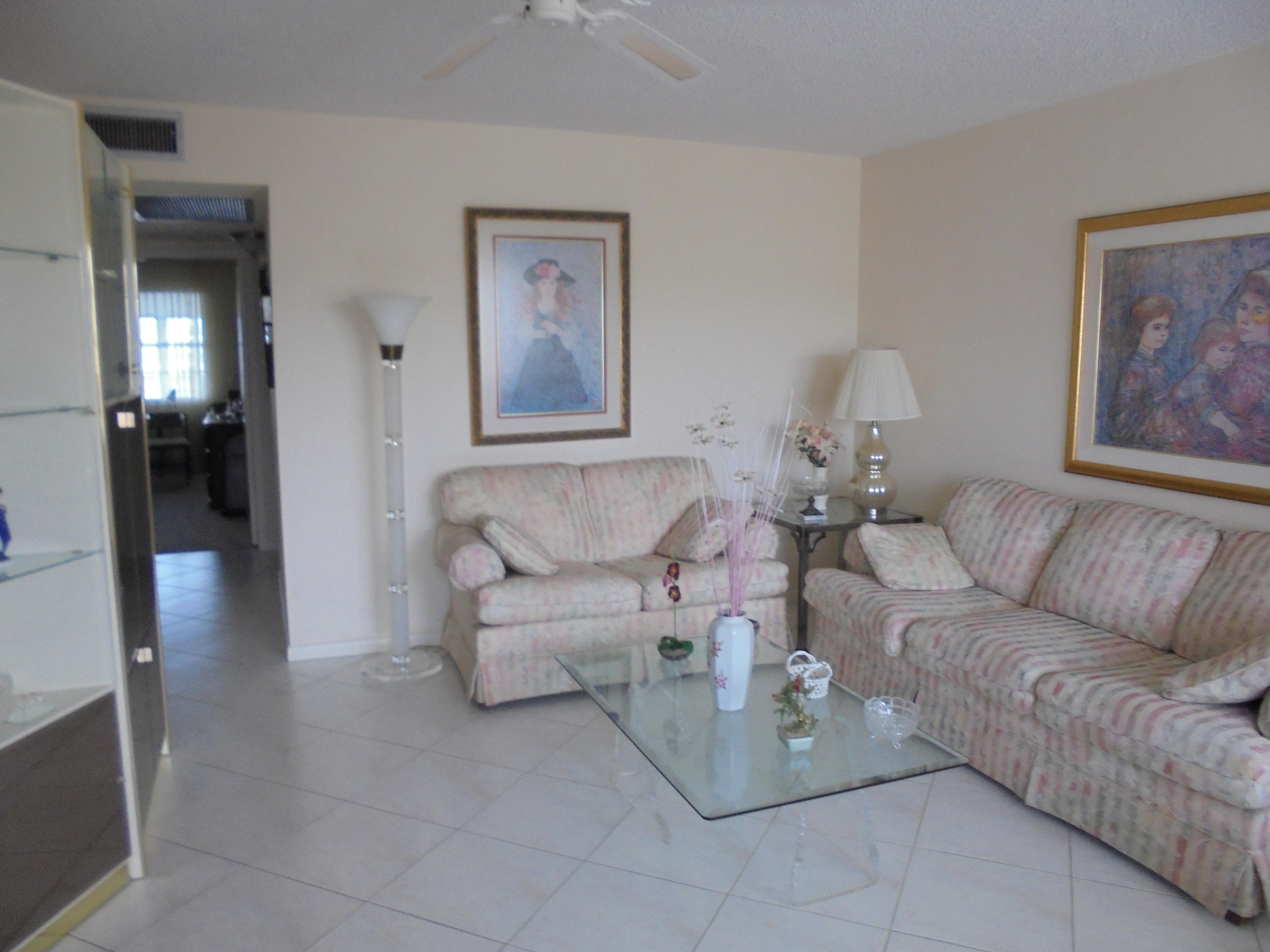 3026 Cornwall East Boca Raton, FL 33434 - Photo 4 of 20 3026 Cornwall B