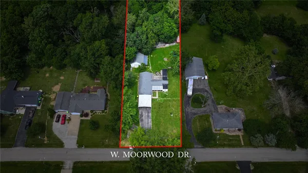 $80,000 | 1608 Moorwood Drive, Decatur, IL 62521
