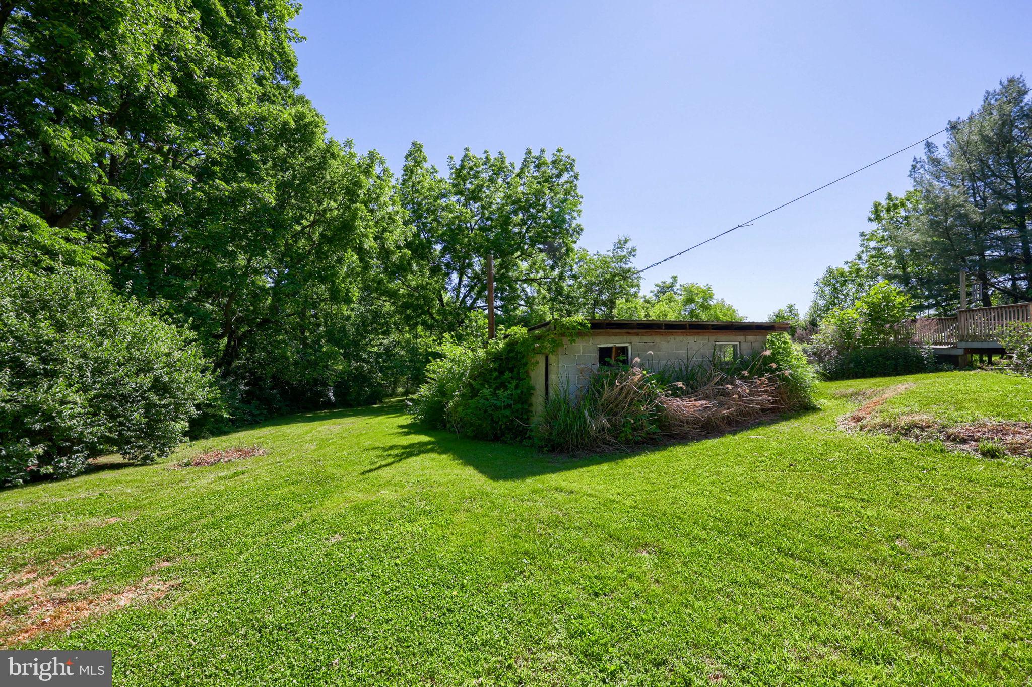 881 Camp Meeting Road East Earl, PA 17519 - Photo 34 of 50 Shed