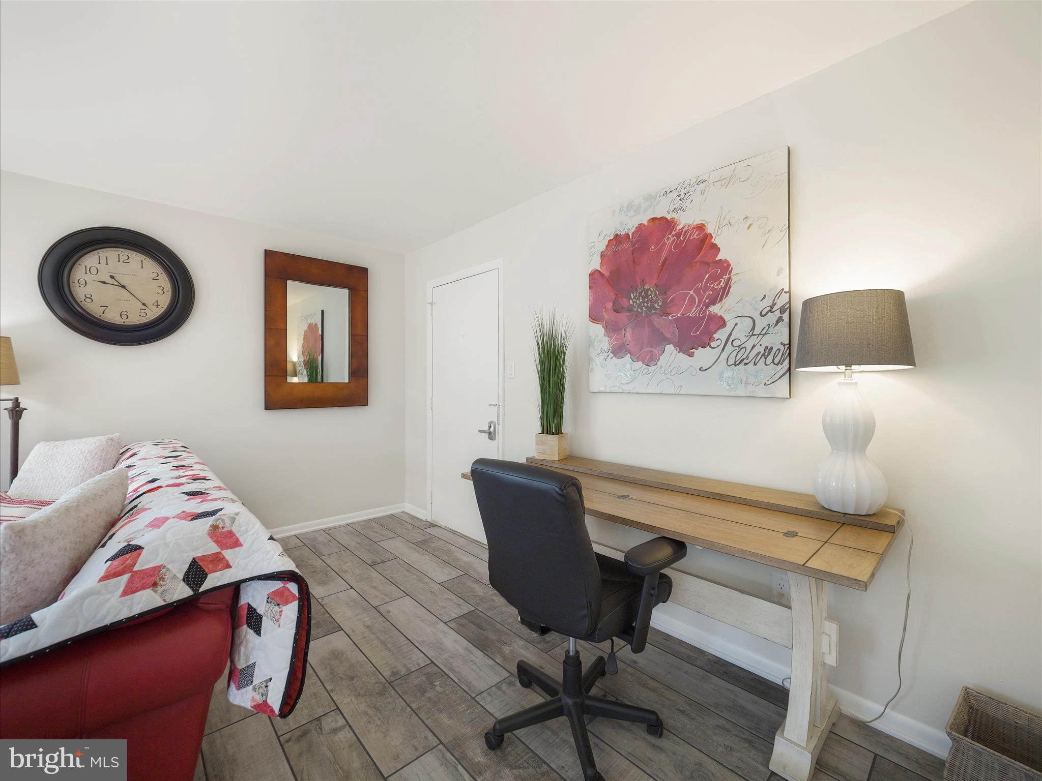 235 South Ridge Avenue, Unit B Greencastle, PA 17225 - Photo 3 of 29 a view of a livingroom with furniture