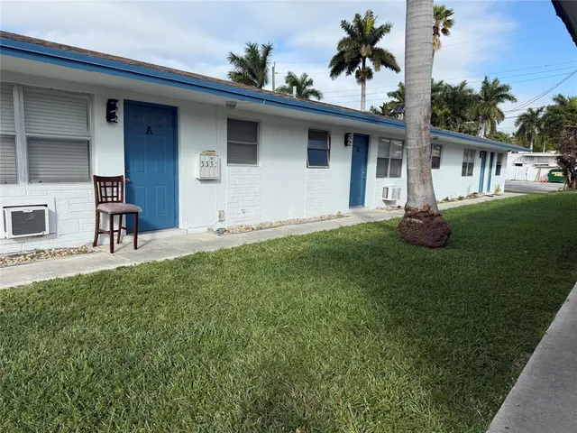 $1,650 | 237 Southeast Park Street, Unit 2, Dania Beach, FL 33004