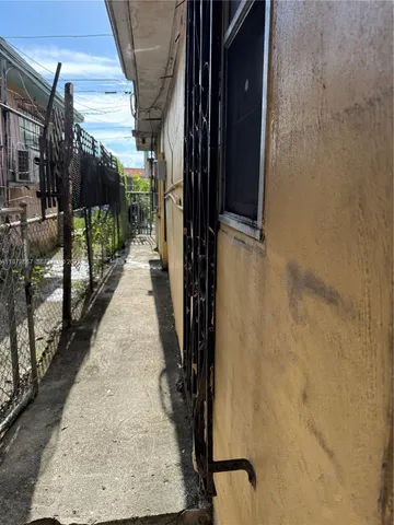 $500,000 | 2751 Northwest 24th Avenue, Miami, FL 33142