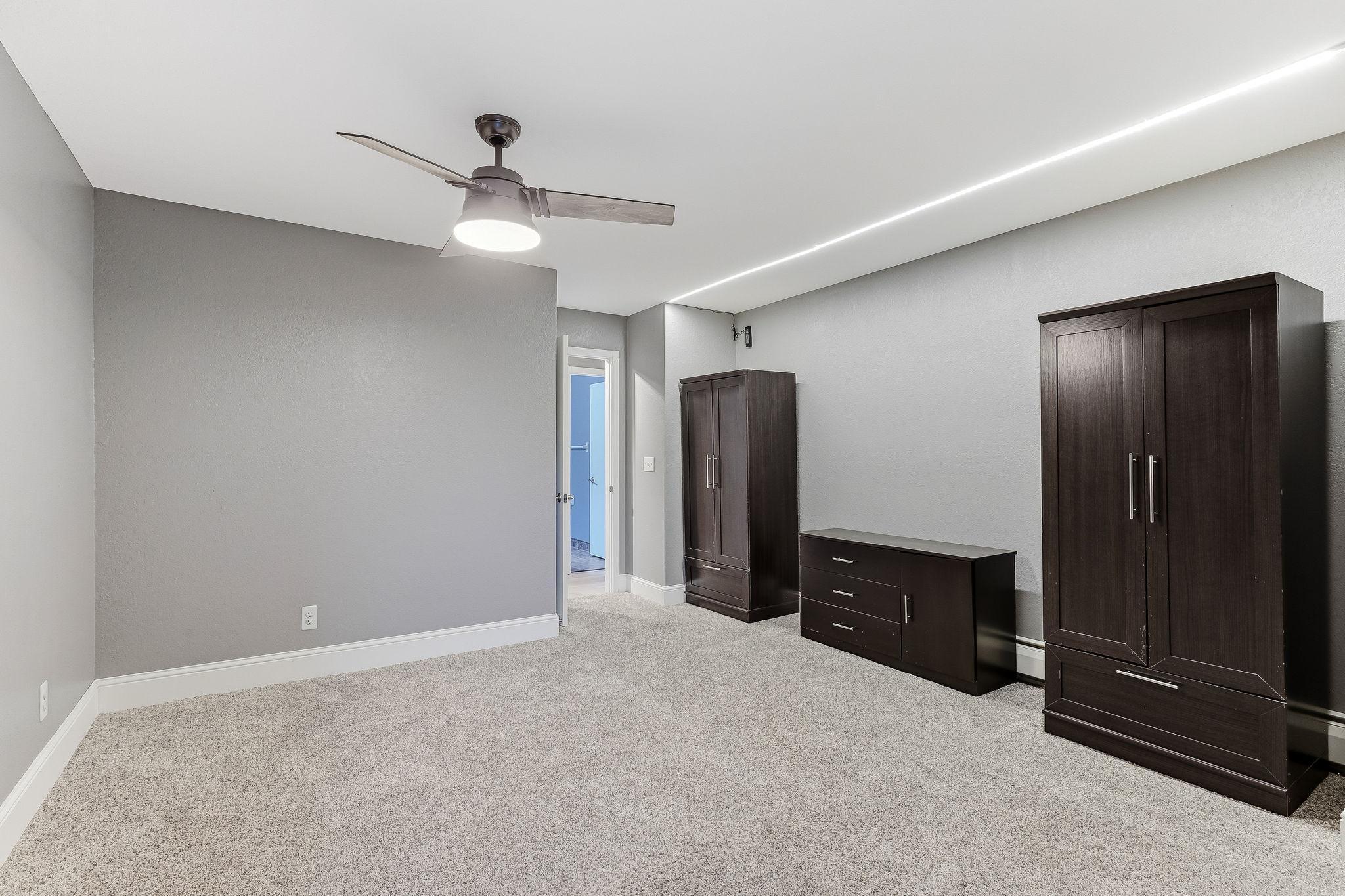 1700 Four Oaks Road, Unit 331 Eagan, MN 55121 - Photo 21 of 37
