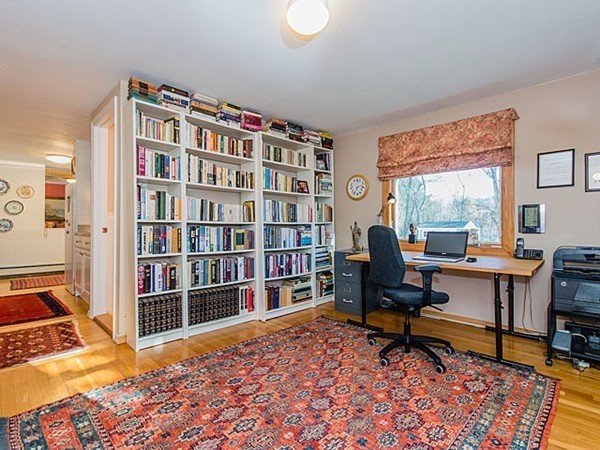 30 Lockeland Road Winchester, MA 01890 - Photo 7 of 13 Gallery Image 7