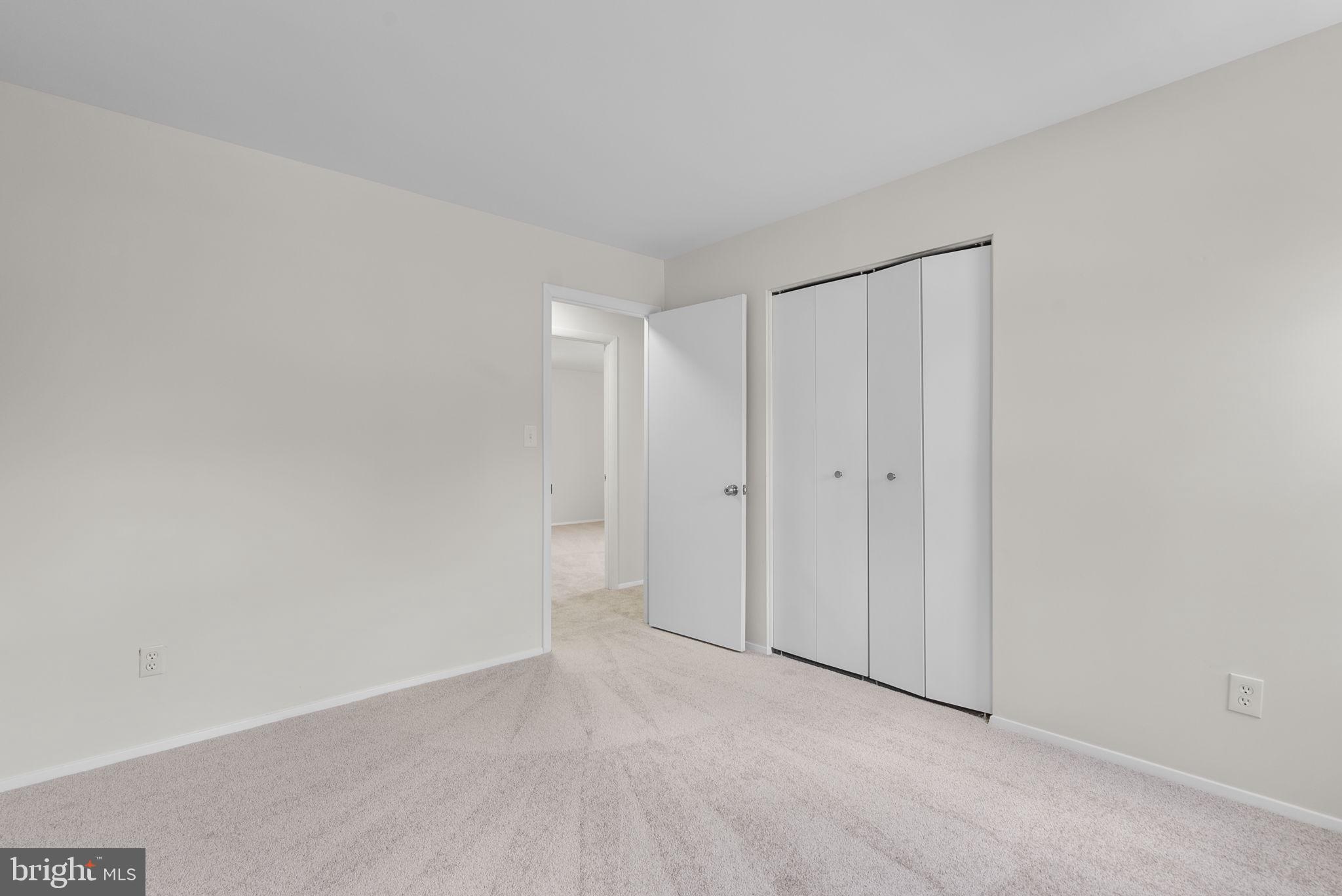 17109 Oxley Farm Road Poolesville, MD 20837 - Photo 25 of 43 Bedroom #3 angle #2