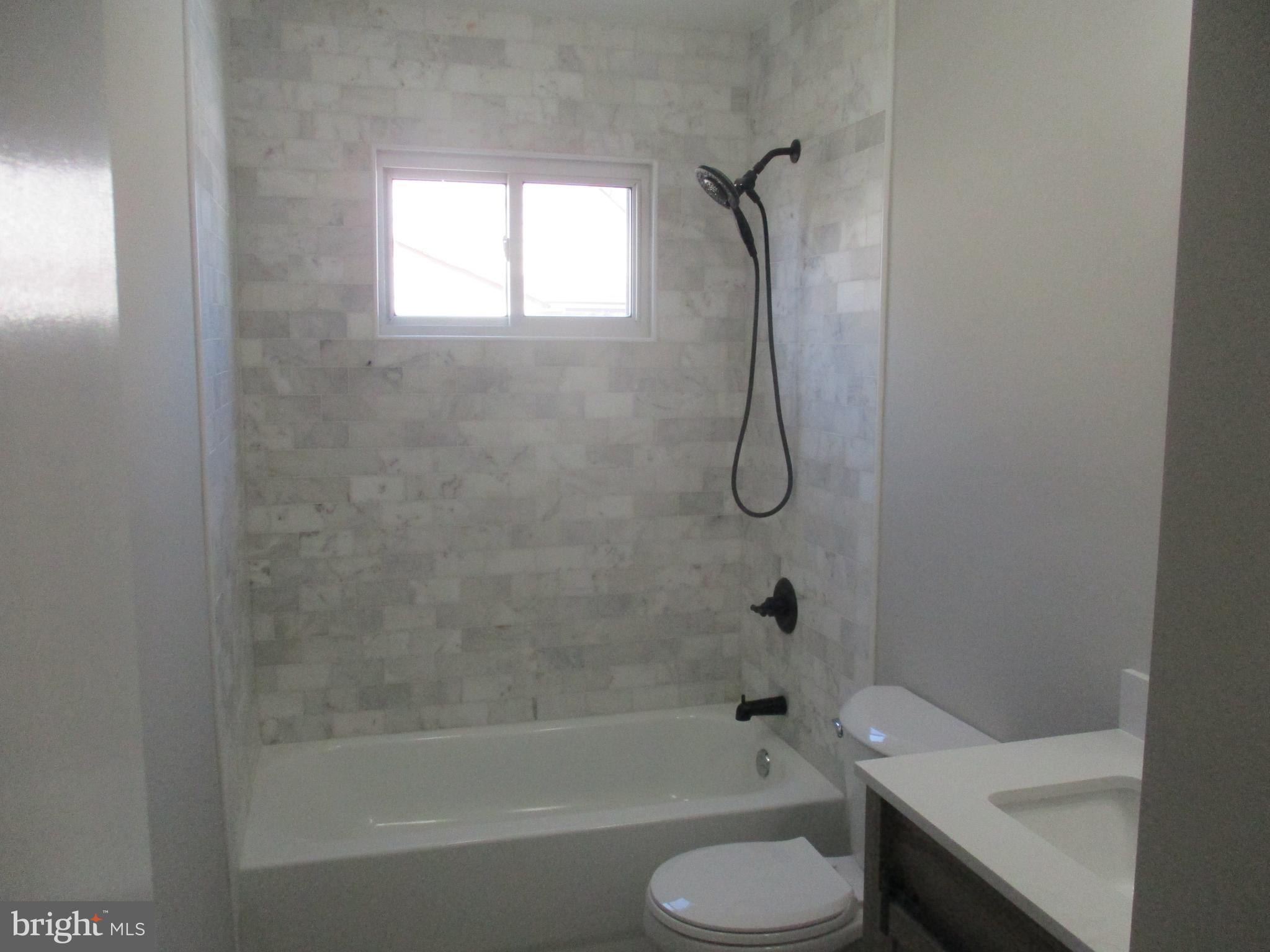 34 Thoreau Road Hamilton, NJ 08690 - Photo 15 of 27