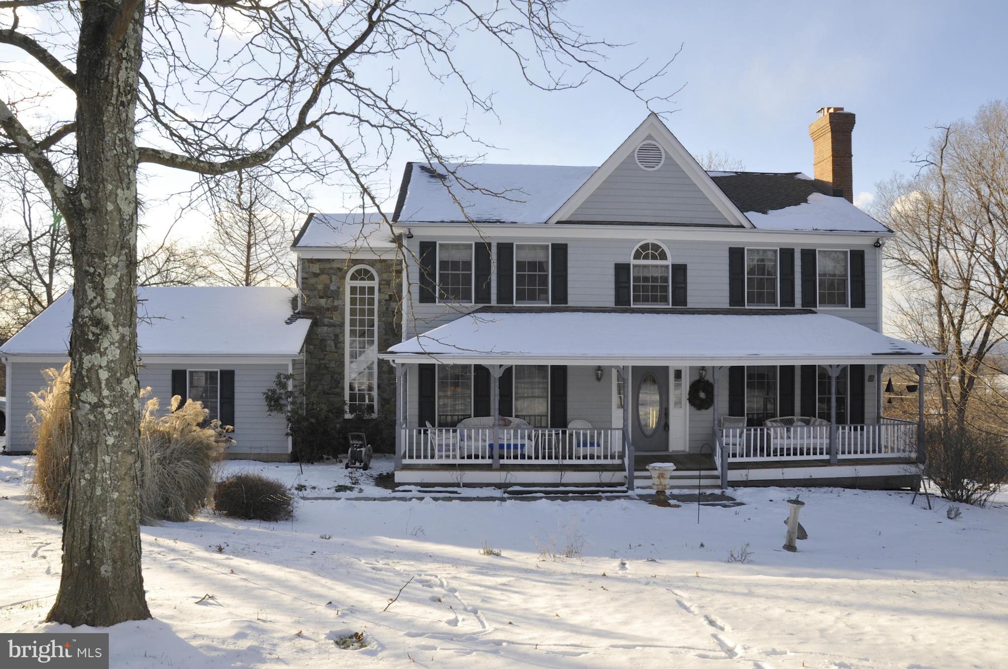 18111 Canby Road Leesburg, VA 20175 - Photo 1 of 30 Exterior (Front)