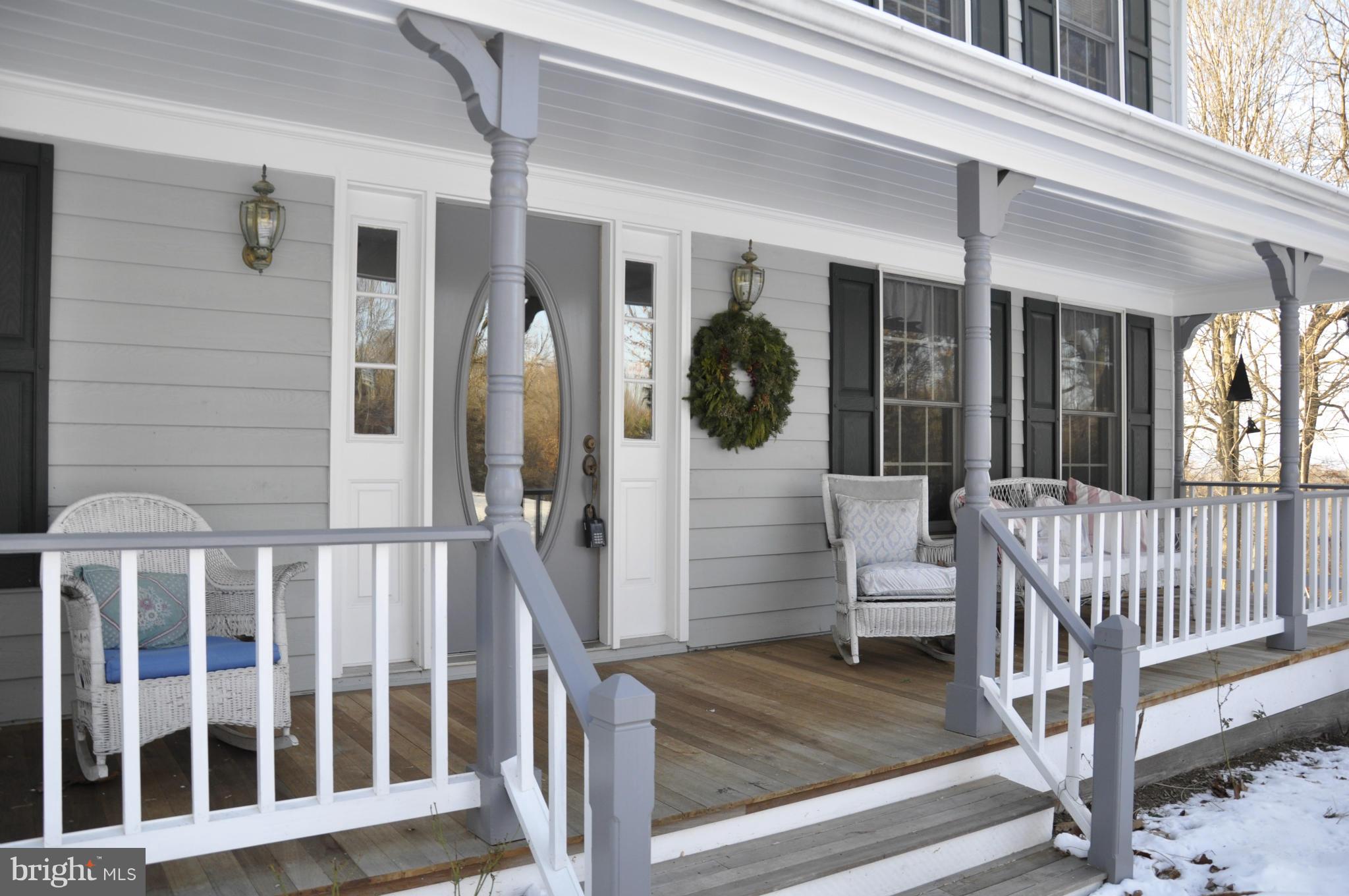 18111 Canby Road Leesburg, VA 20175 - Photo 2 of 30 Exterior (Front)