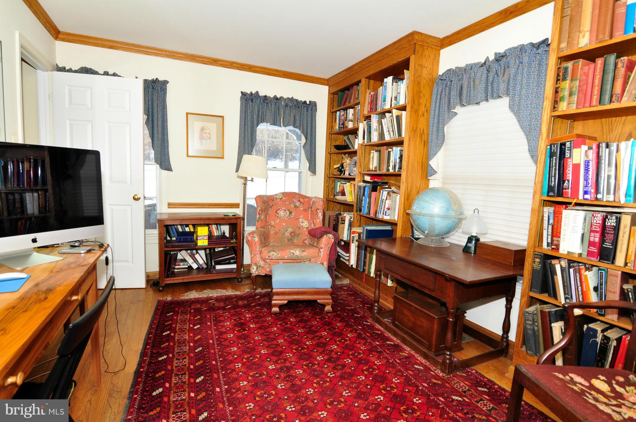 18111 Canby Road Leesburg, VA 20175 - Photo 23 of 30 library/office
