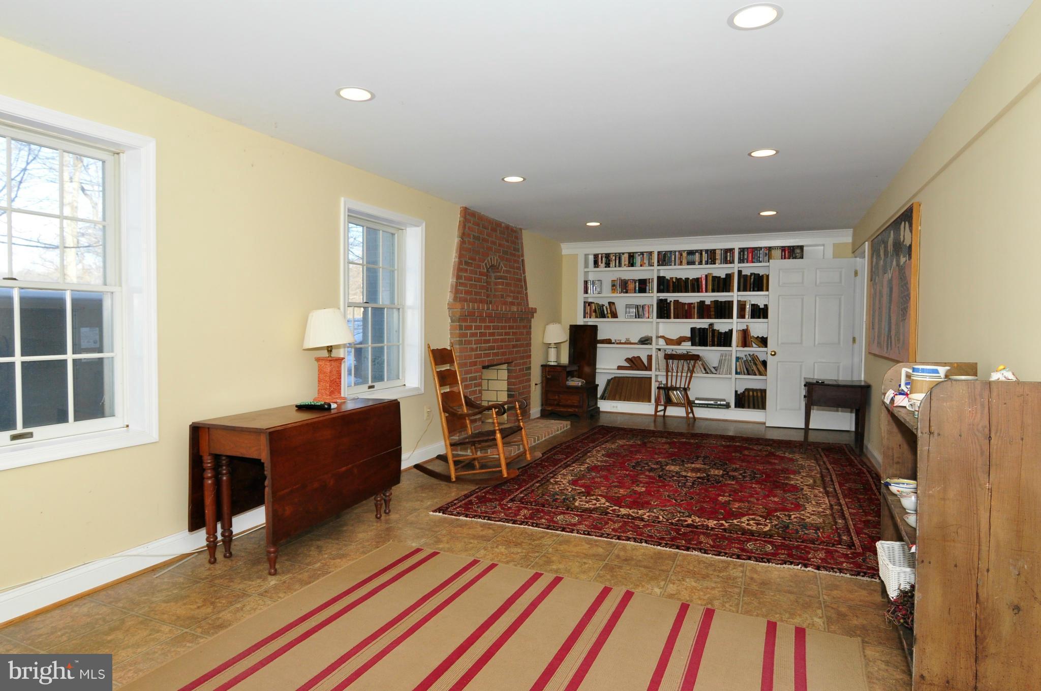 18111 Canby Road Leesburg, VA 20175 - Photo 25 of 30 Lower level view of built in shelving