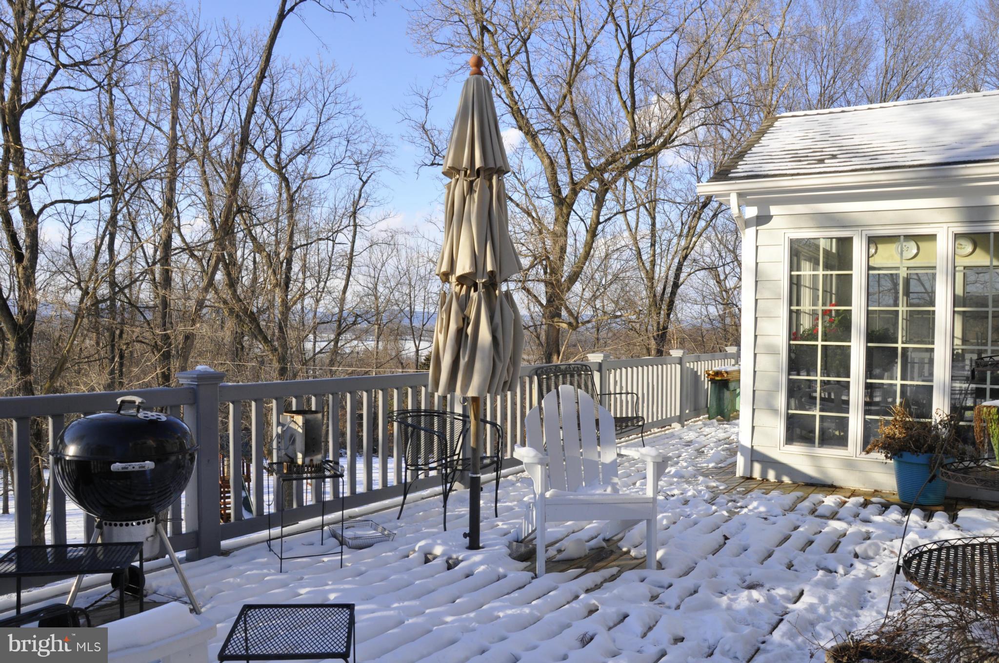 18111 Canby Road Leesburg, VA 20175 - Photo 27 of 30 Back deck and views