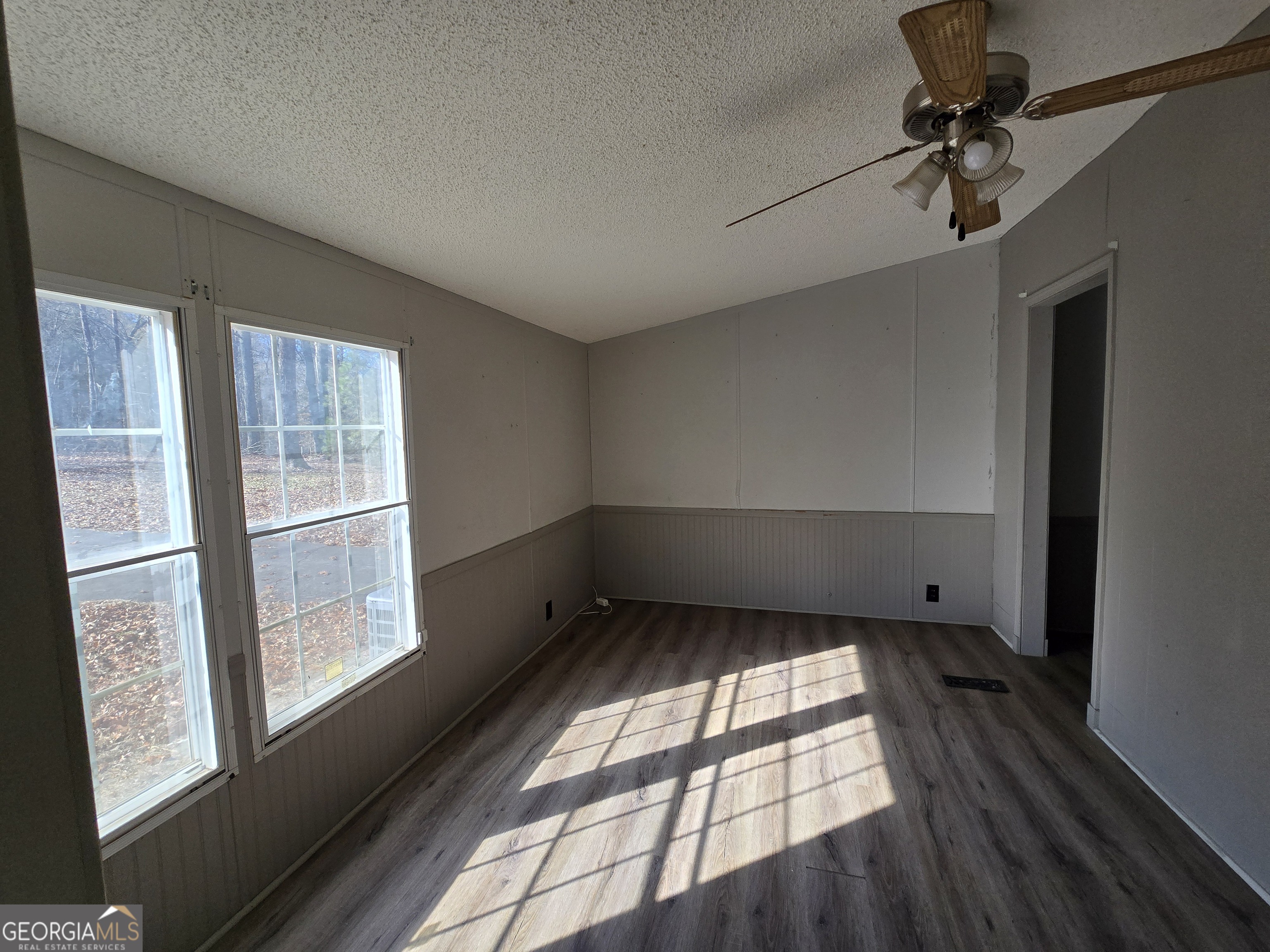 122 Puckett Road Southeast Emerson, GA 30137 - Photo 11 of 17 a view of an empty room and a window