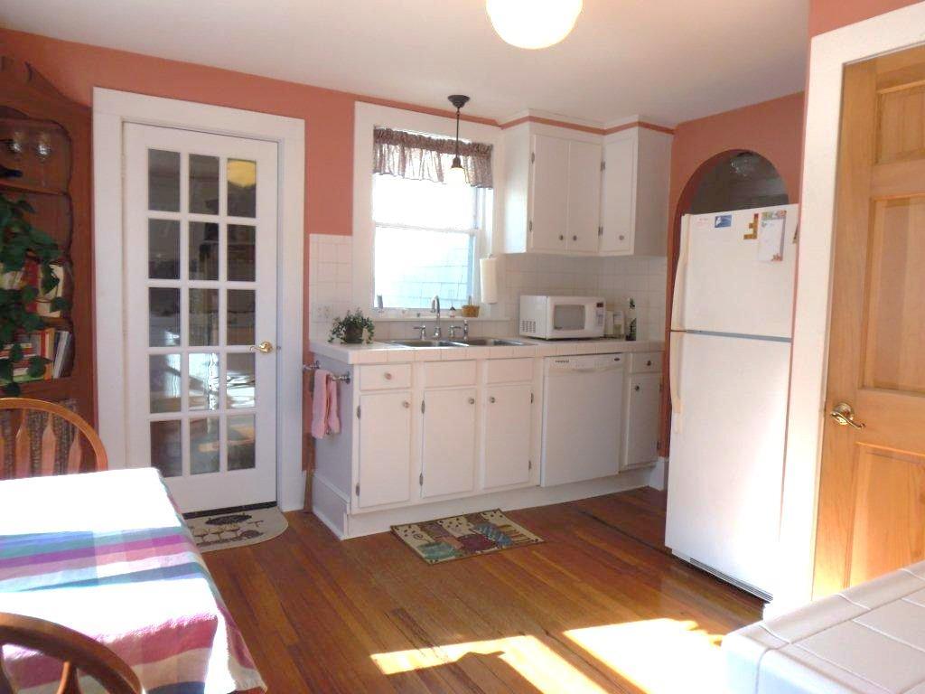 33 Shores Road Oakland, ME 04963 - Photo 4 of 16 Kitchen