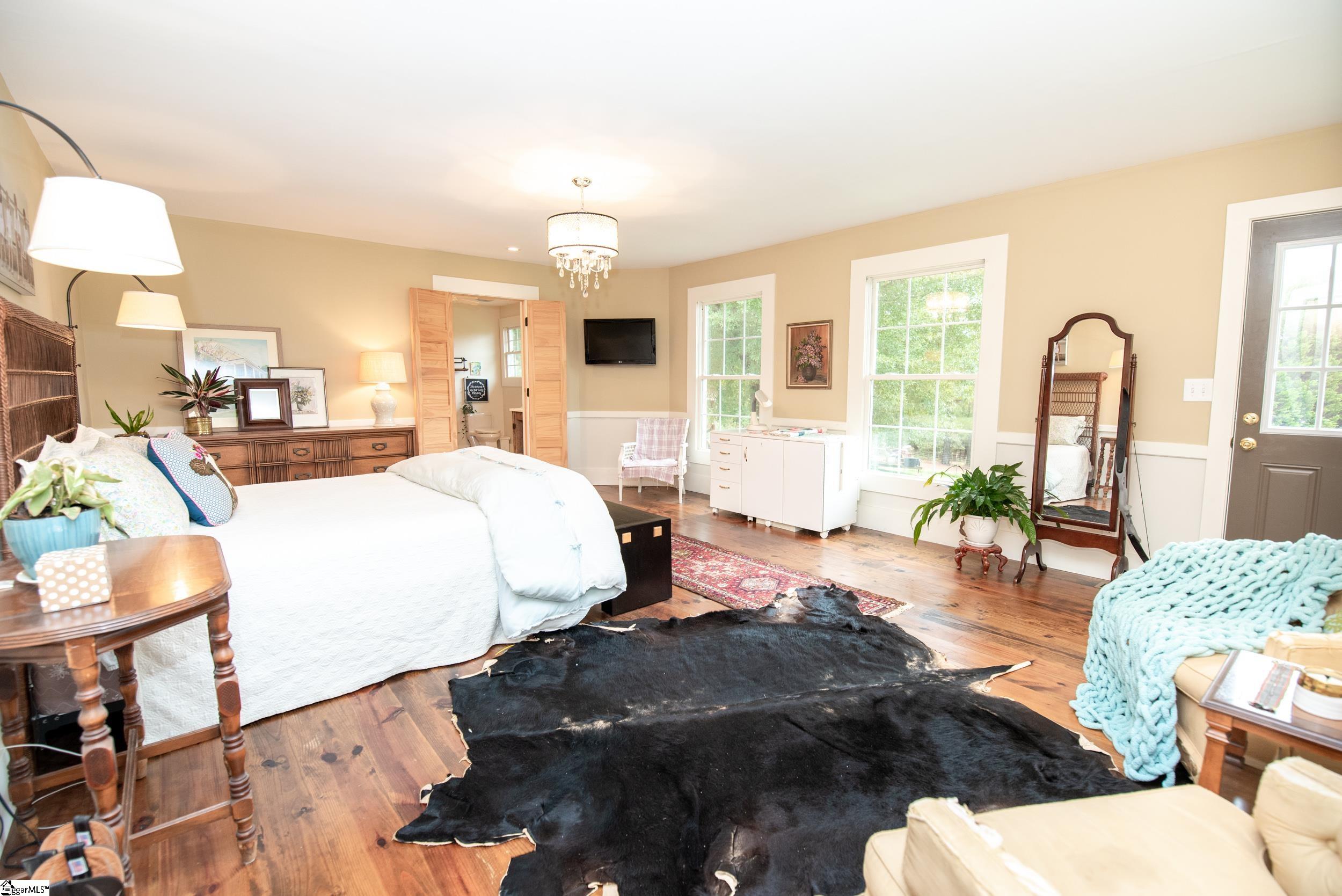 211 Hudson Water Road Greer, SC 29651 - Photo 19 of 36 Gallery Image 19