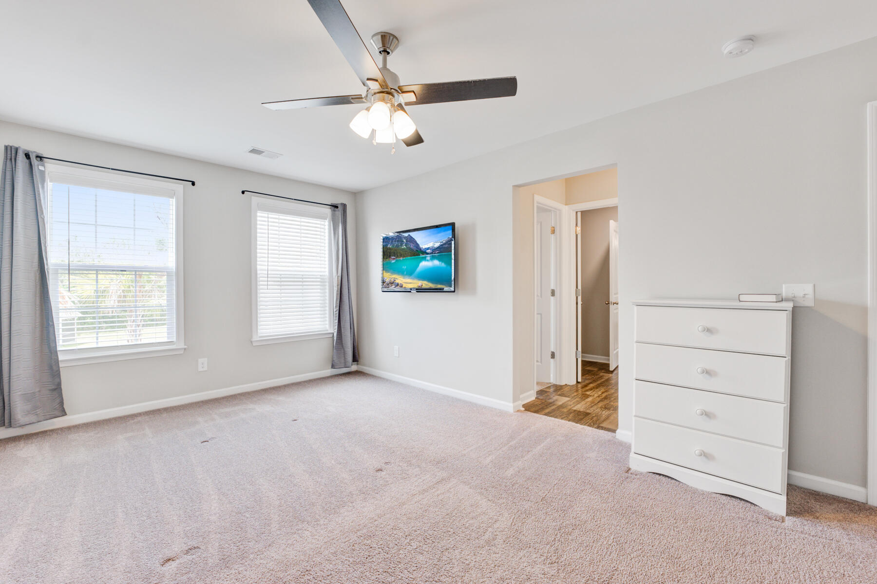 574 Pendleton Drive Moncks Corner, SC 29461 - Photo 35 of 54 574 Pendleton Dr, Moncks Corner SC (36)