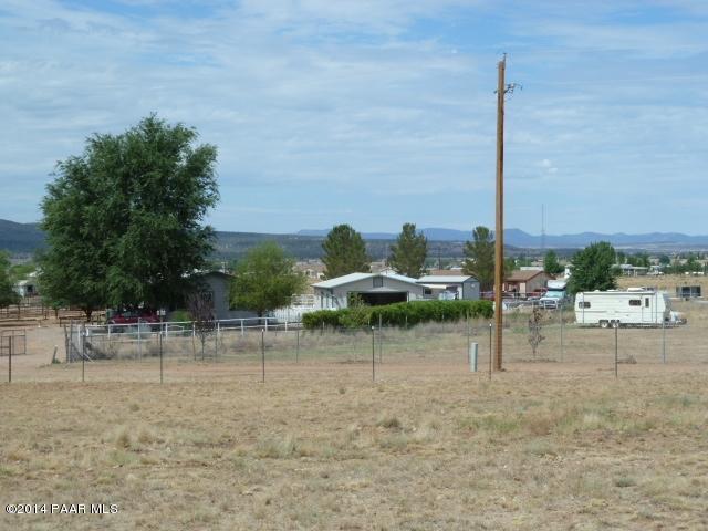 25405 North High Desert Road Paulden, AZ 86334 - Photo 5 of 10