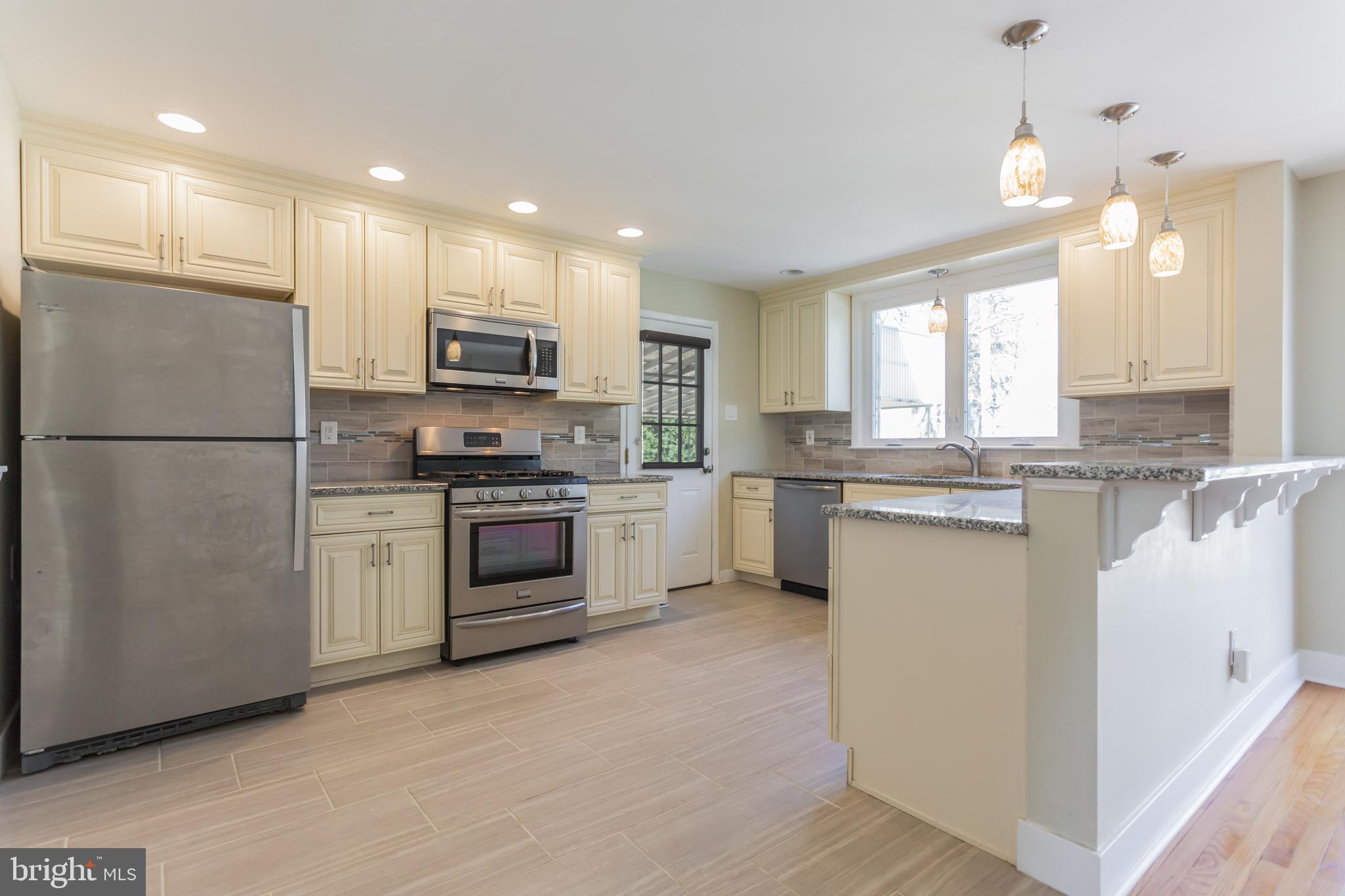 115 Kingston Road Cheltenham, PA 19012 - Photo 5 of 28
