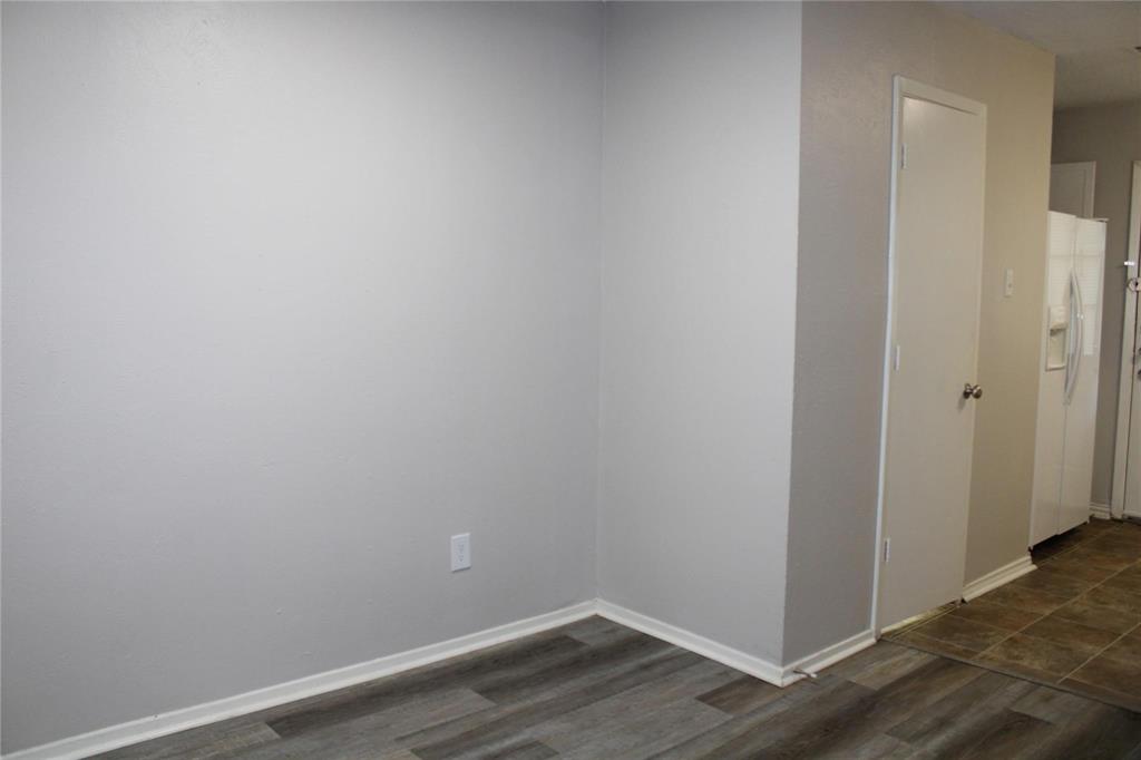 10500 Lake June Road, Unit I07 Dallas, TX 75217 - Photo 5 of 15
