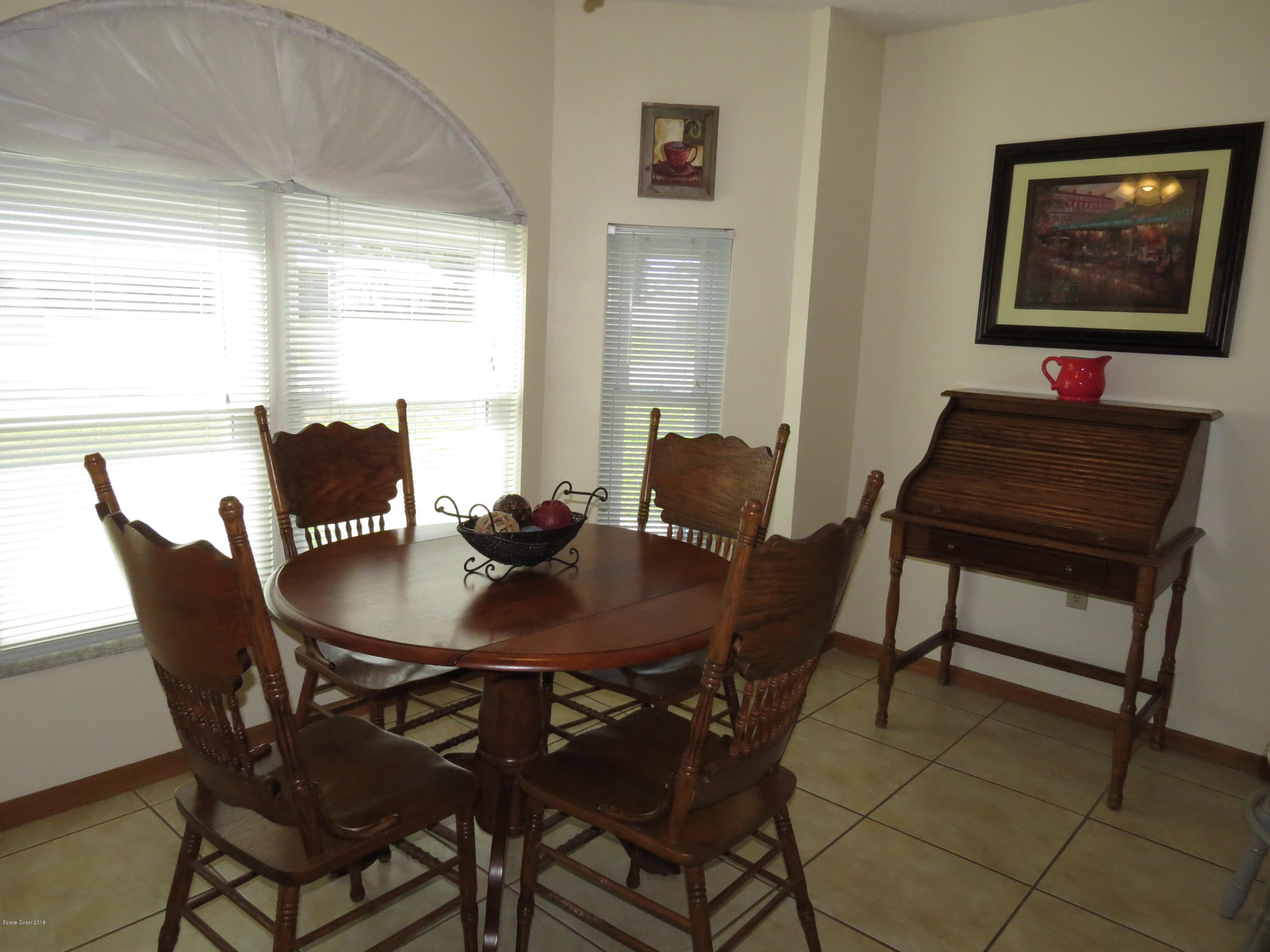 5552 Flint Road Cocoa, FL 32927 - Photo 4 of 21 Dining room