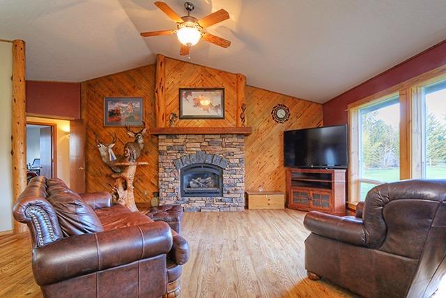 3603 New Hope Road Grants Pass, OR 97527 - Photo 8 of 34 Additional Photo