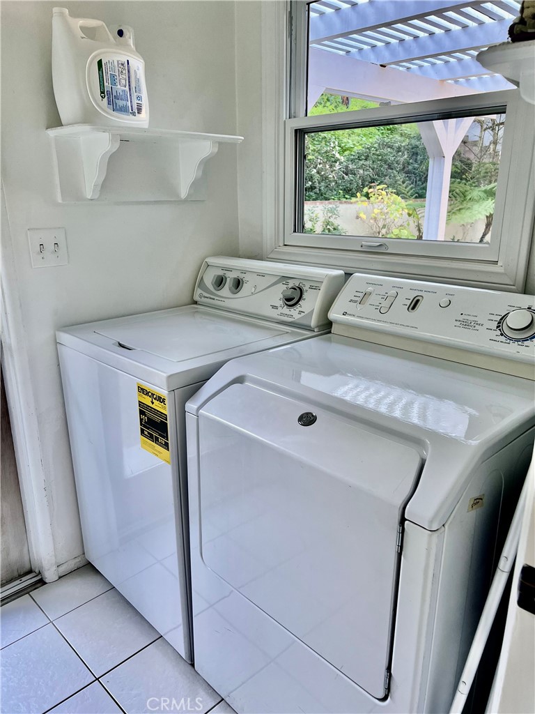 5518 Riviera Way Torrance, CA 90505 - Photo 21 of 31 Laundry Room (washer and dryer included without warranty)
