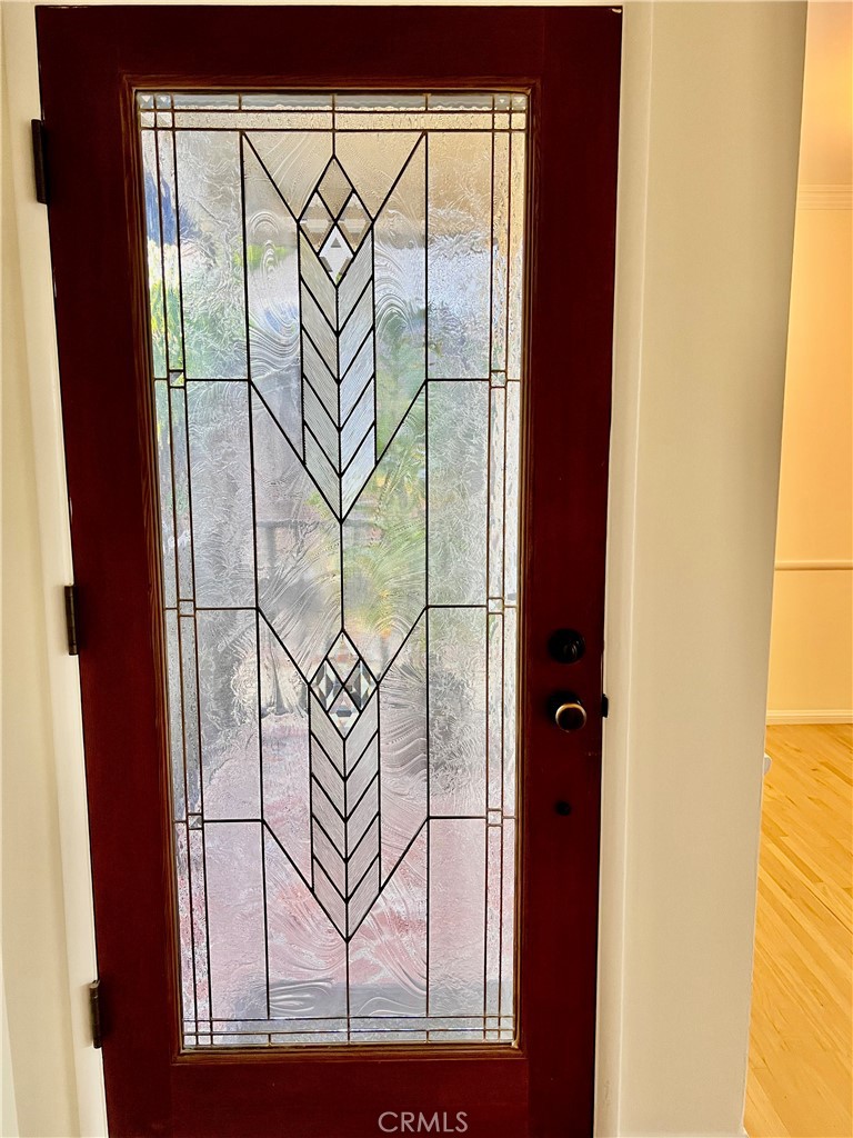 5518 Riviera Way Torrance, CA 90505 - Photo 5 of 31 Leaded Glass Entry Door