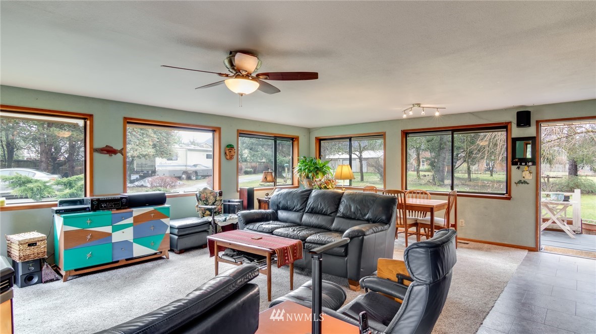 39927 May Creek Road Gold Bar, WA 98251 - Photo 6 of 34 Gallery Image 6