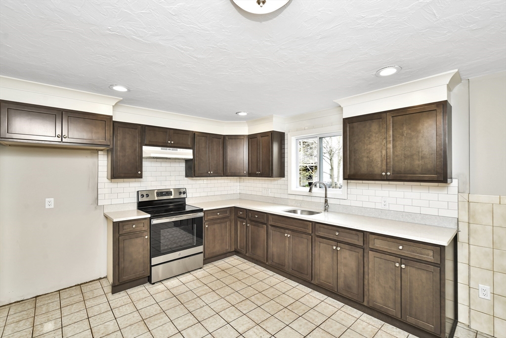 192 Fairmount Avenue, Unit 1 Boston, MA 02136 - Photo 14 of 23