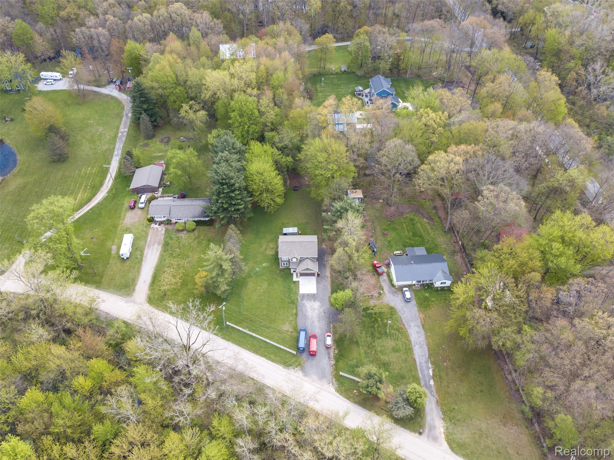 11913 Tuttle Hill Road Willis, MI 48191 - Photo 2 of 32 2.jpg