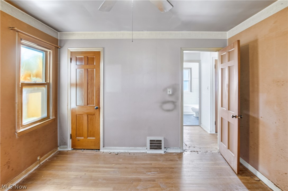 1516 Sunview Road Cleveland, OH 44124 - Photo 17 of 37 Gallery Image 17