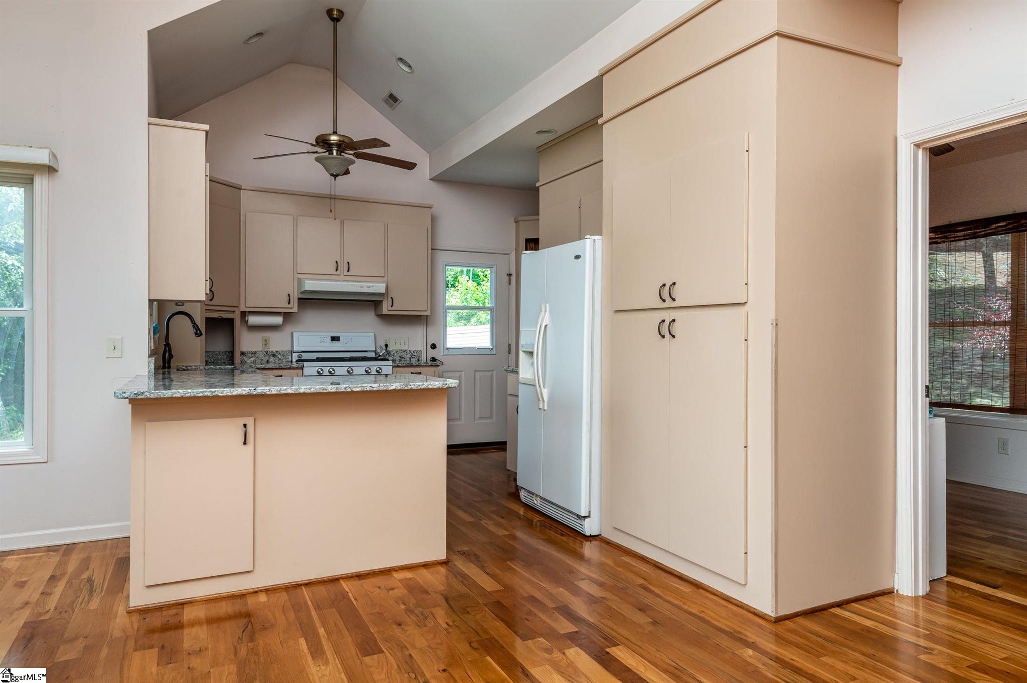 549 Upper Springs Road Pickens, SC 29671 - Photo 14 of 36 Gallery Image 14
