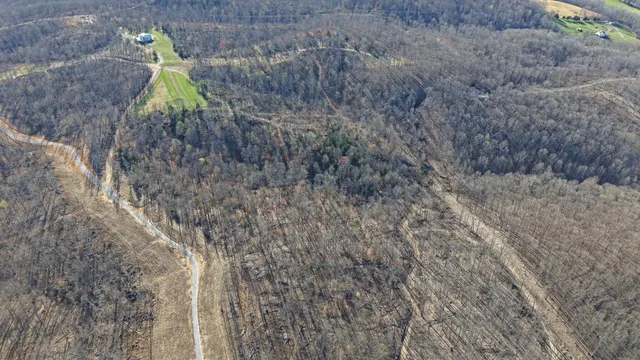 $405,000 | 5 Oak Rdg Road, Vanleer, TN 37181