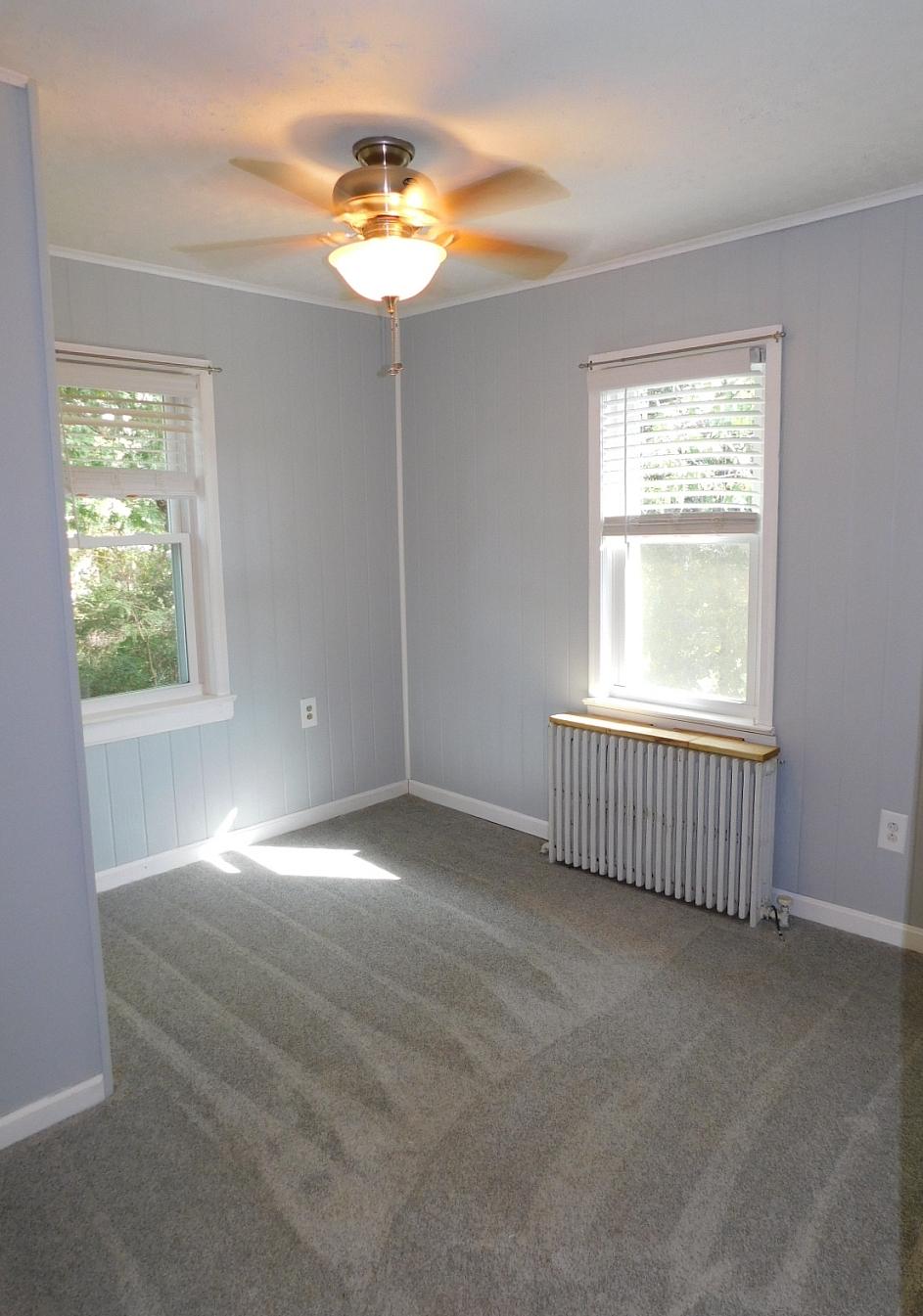2121 Holley Road Roanoke, VA 24012 - Photo 20 of 34 Bedroom 2