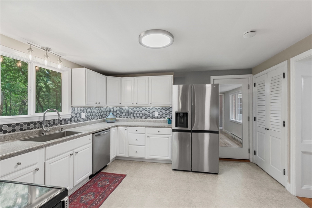 21 Sunrise Road Boxford, MA 01921 - Photo 17 of 35