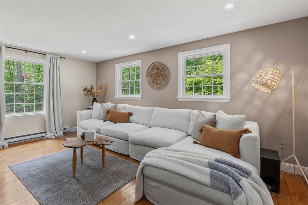 21 Sunrise Road Boxford, MA 01921 - Photo 7 of 35