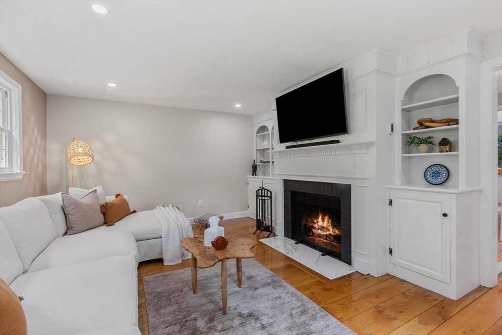 21 Sunrise Road Boxford, MA 01921 - Photo 8 of 35