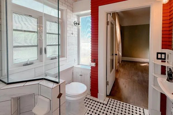 $999,999 | 712 West Street, Hollister, CA 95023