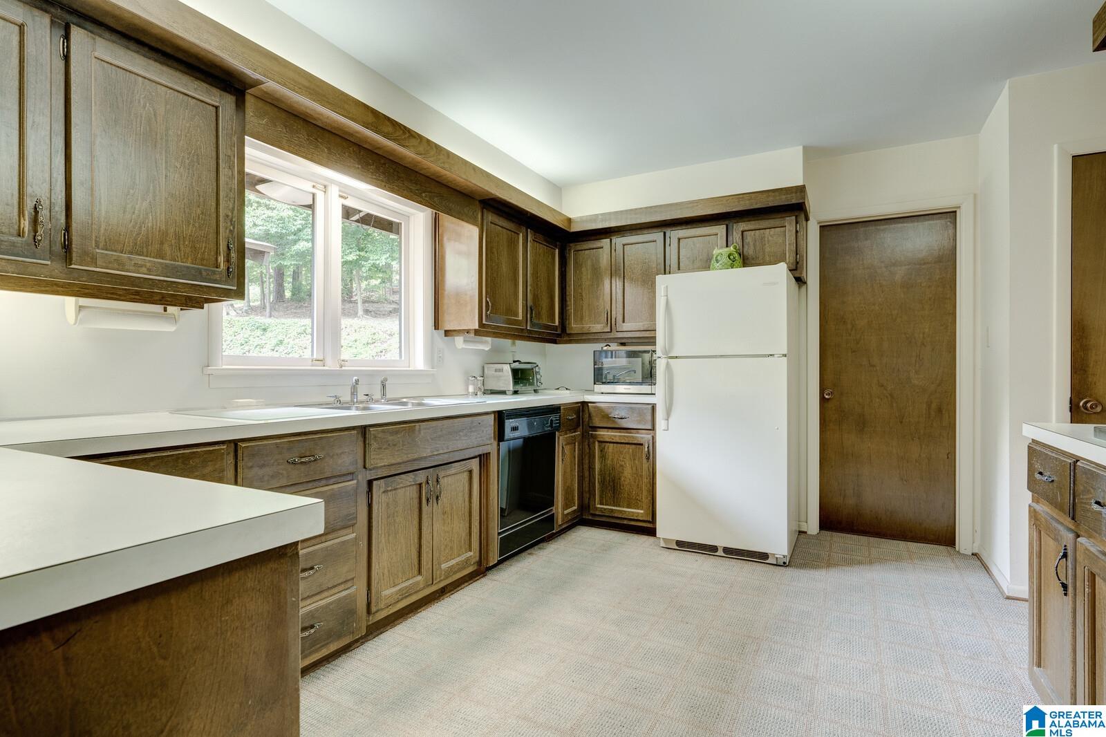 4116 Stone River Road Birmingham, AL 35213 - Photo 16 of 45