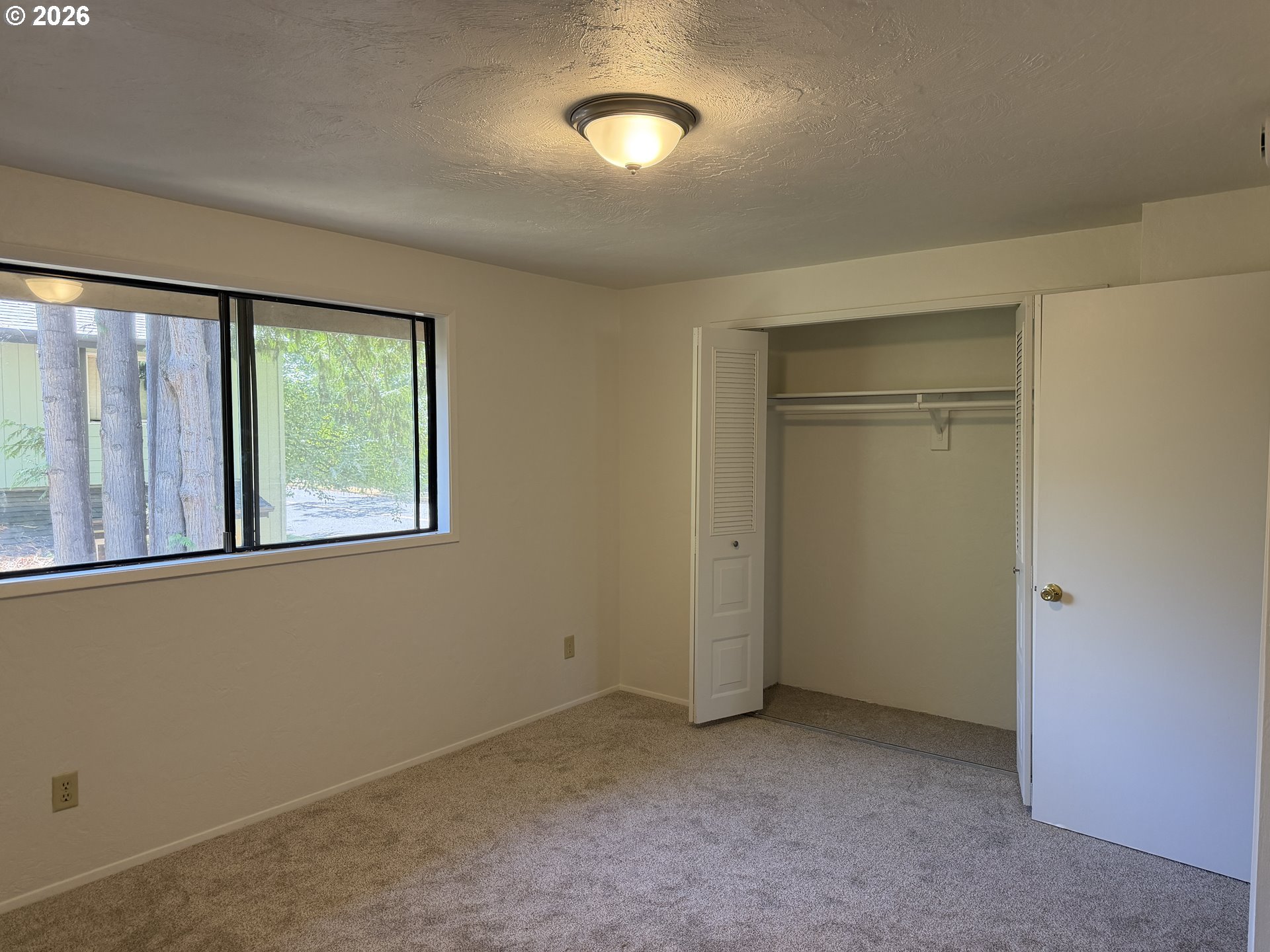 1434 Fetters Loop Eugene, OR 97402 - Photo 17 of 32 Bedroom