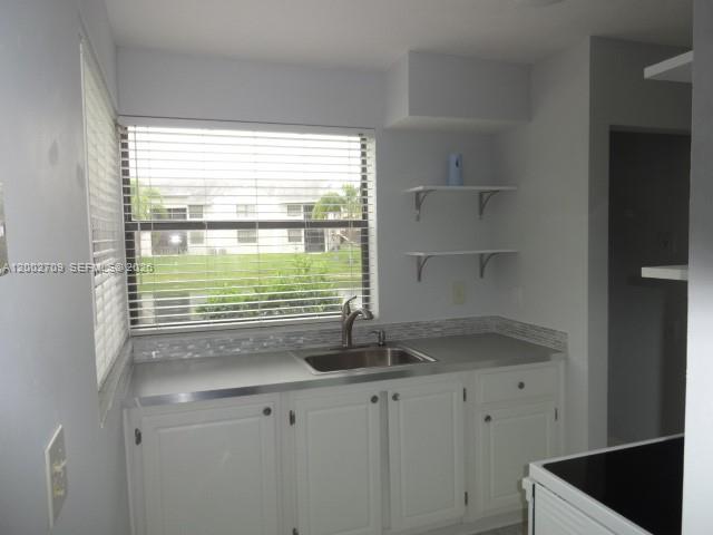1190 Washington Circle, Unit 1190J Homestead, FL 33034 - Photo 2 of 7