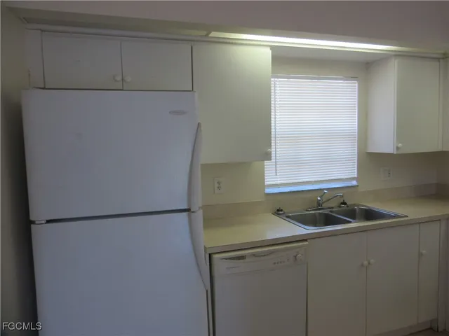 $400,000 | 2605-2607 Sunniland Boulevard, Lehigh Acres, FL 33971