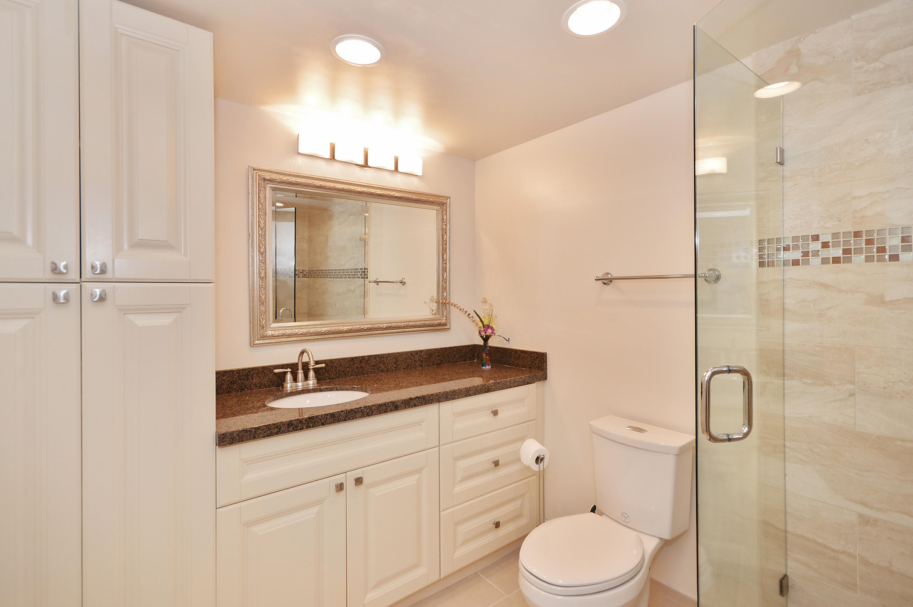 100 Southeast 5th Avenue, Unit 316 Boca Raton, FL 33432 - Photo 8 of 12 Master Bath