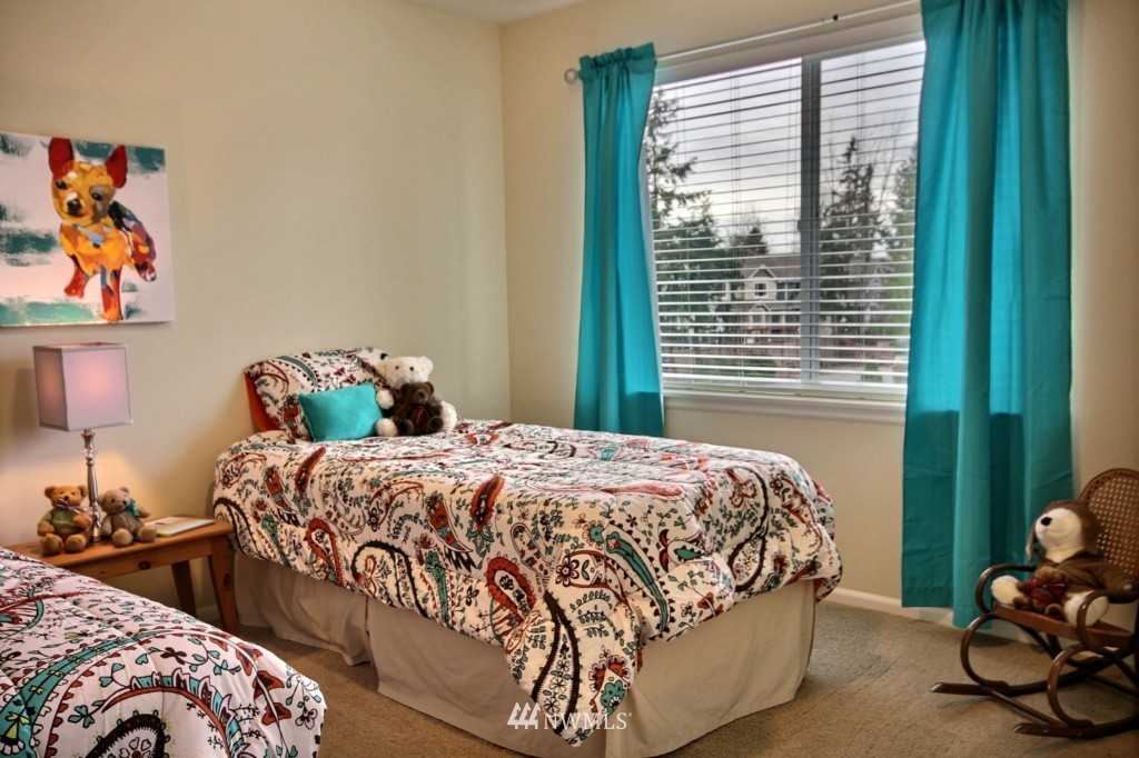 808 Hoquiam Avenue Northeast Renton, WA 98059 - Photo 17 of 19 Gallery Image 17