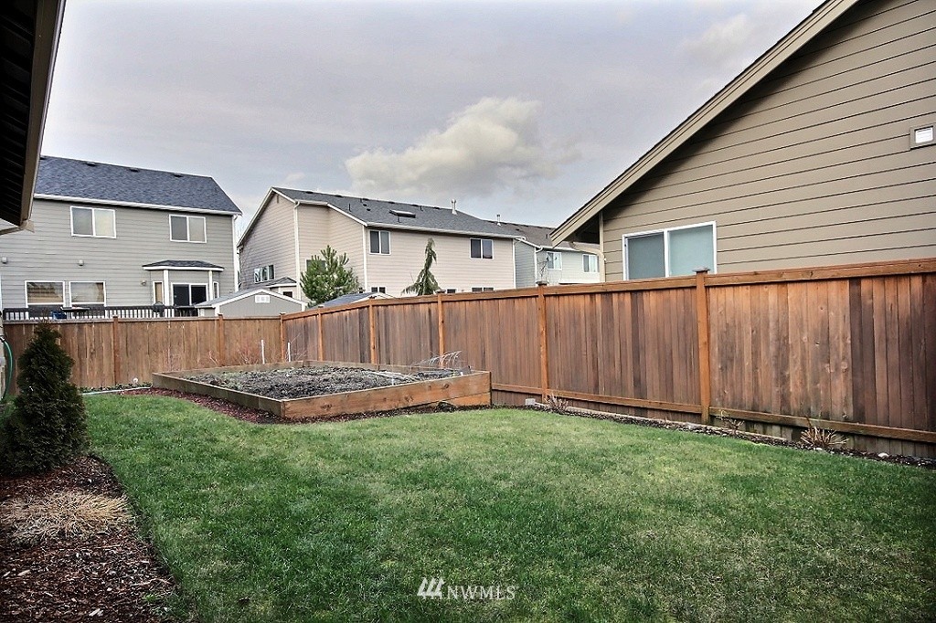 808 Hoquiam Avenue Northeast Renton, WA 98059 - Photo 19 of 19 Gallery Image 19