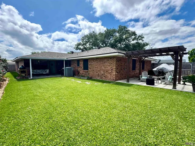 $244,000 | 129 Becky Drive, Patterson, LA 70392
