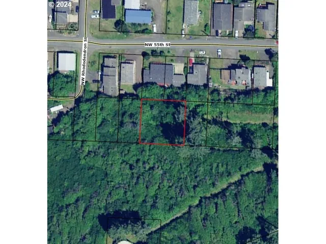 a view of building with outdoor space