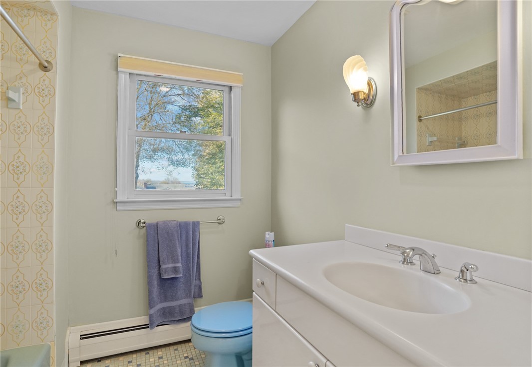3 Hanley Farm Road Warren, RI 02885 - Photo 33 of 40