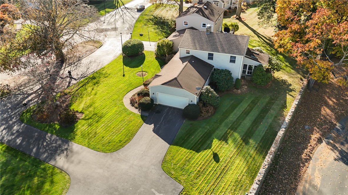 3 Hanley Farm Road Warren, RI 02885 - Photo 4 of 40