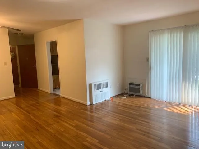 $1,000 | 903 Cooks Lane, Baltimore, MD 21229